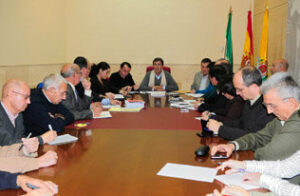 FAPACSA ve bien la propuesta municipal de congelar el IBI para los dos próximos años, mientras que el PP la rechaza. El viernes se votará en el pleno