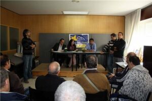 Los ex trabajadores de Torraspapel se concentrarán todas las semanas