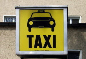 El PA rechaza el proyecto para liberalizar el sector del taxi