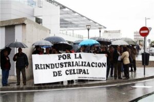 Ex trabajadores de Celupal vuelven a concentrarse