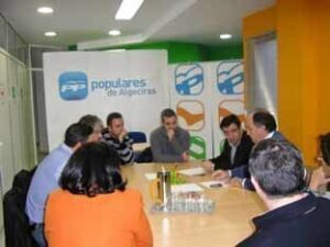 Landaluce apoya a la plantilla de Torraspapel y culpa a Zapatero de su situación