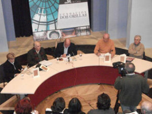 El Kursaal ha sido escenario este viernes de la presentación de la revista Speculum, del Club de Letras de la Universidad de Cádiz