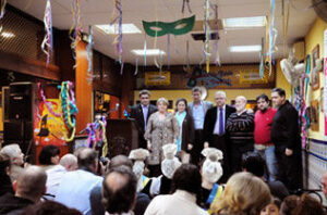 El Carnaval Especial se hermana con el de Barbate y distingue a sus personajes