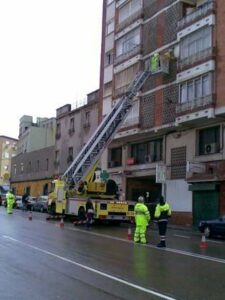 Desprendimientos de "cascotes" en el Secano