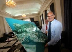 Landaluce tacha de "irrelevante" la opinión de Caruana sobre la soberanía