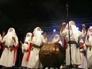 Los magos traen pociones para el concurso