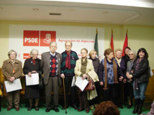 El PSOE homenajea a sus afiliados más veteranos