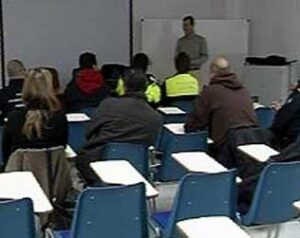 Agentes de Policía Local participan en el curso sobre "Habilidades sociales al tratar al ciudadano en situaciones de tensión y conflictos"