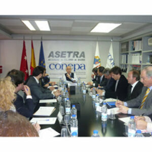 Conepa facilita el acceso a subvenciones para la actualización técnica del taller