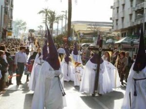 Domingo de Ramos: Por Juan Carmesí (I parte)