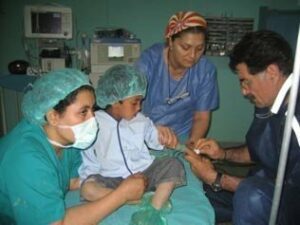 Profesionales del Punta Europa realizan 600 intervenciones en los campamentos saharauis