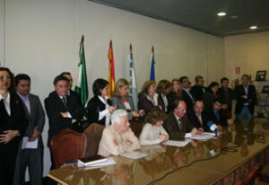 El pleno extraordinario aprueba la concesión de la Medalla de Oro de la ciudad al soldado Eusebio Villatoro Costa