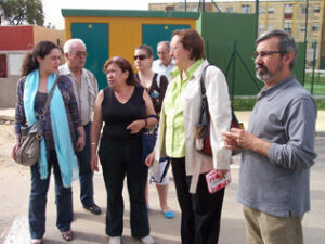 Representantes de la la Asociación de vecinos El Embarcadero" se reunen con la delegada de Participación Ciudadana