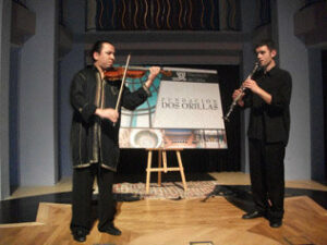 La fusión llega al Kursaal de Algeciras con el concierto Ocho cuerdas por encima del Mediterráneo"