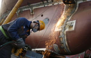 UGT solicitará a las Administraciones la instalación en la comarca de un centro de formación específica en reparación naval