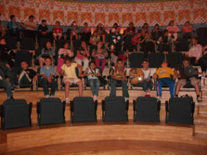 Escolares del colegio Elcano de Algeciras visitan las instalaciones de la Fundación Dos Orillas