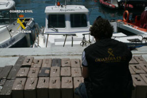 La Guardia Civil interviene media tonelada de hachís