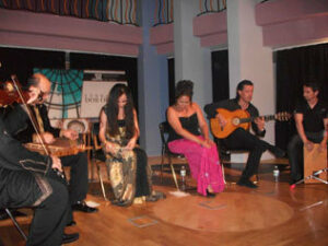 Éxito en el montaje Dos Orillas Ensemble"