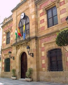 A debate, preguntas incómodas: ¿Cúal cree que es es problema en el distanciamiento entre los socios de gobierno en Algeciras PSOE e IU?