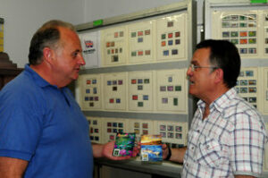 Se editan dos sellos con los lemas Algeciras Verde" y Algeciras Azul"