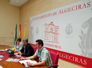 La revista oficial de la Feria Real 2010 no le ha costado ni un euro al Ayuntamiento