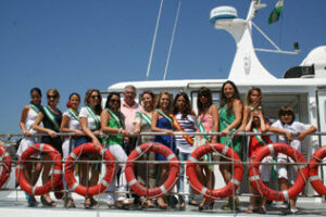 "El Tetrápodo" invita a la Corte Real de la Feria a disfrutar en el Jackeline