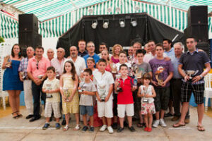 La caseta "El Mero" hace entrega de sus trofeos de pesca