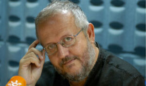 Mañana se presenta "Grandes Superficies", el último poemario de Juan José Téllez