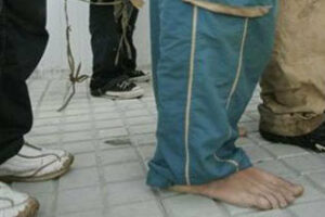 Rescatados 12 inmigrantes en dos embarcaciones de juguete en aguas del Estrecho