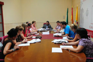 Los alumnos del Plan de Formación para Mejorar la Empleabilidad percibirán beca diaria de 18 euros