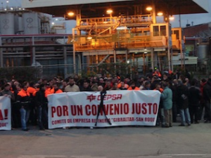 Trabajadores de Cepsa San Roque protestan por la negociación de su Convenio Colectivo