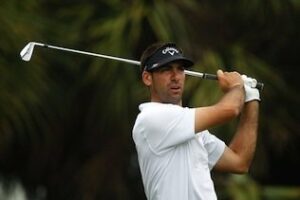 Un espectacular Álvaro Quirós remonta para pasar el corte en el Open de Andalucía