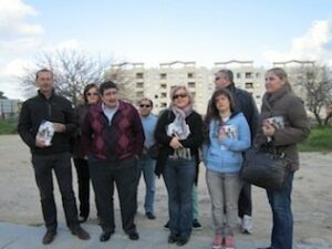 El PA visita la barriada de La Ermita y hace reparto de sus compromisos