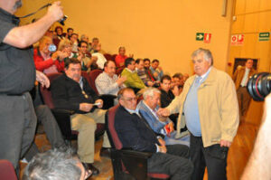 Presidente y directiva del Algeciras CF cumplen su amenaza y dimiten