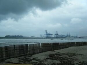 El PP pide un plan de choque para la Playa de El Rinconcillo