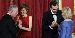 El príncipe aboga por "avanzar" con Gibraltar ante Carlos de Inglaterra