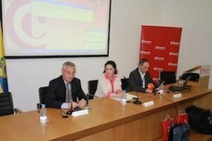 Más de un centenar de inscritos asisten a las Jornadas sobre castillos y ciudades amuralladas del estrecho de Gibraltar