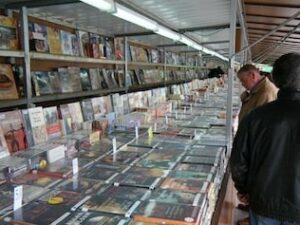 Pese a la crisis, la Feria del Libro ha conseguido vender 6.700 ejemplares