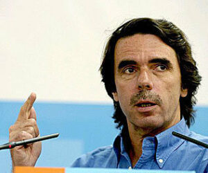 Preguntas Incómodas: ¿Qué piensa de las declaraciones de Aznar sobre Gadafi y España?