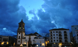 Las procesiones del Viernes Santo, suspendidas por el mal tiempo: Galería de fotos