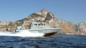 La Royal Navy hostigó a la Guardia Civil pese a que la Benemérita había informado a las autoridades británicas
