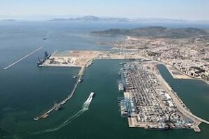 Landaluce asegura que Algeciras y el puerto necesitan avanzar juntos