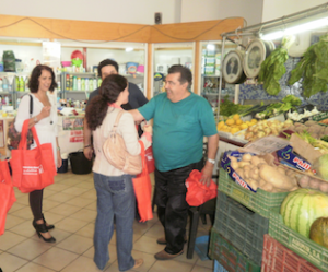 Nieto lanza su apuesta por profundizar en la descentralización de los servicios y de la oferta municipal