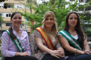 Estamos orgullosas de ser algecireñas, nos encanta la feria y la viviremos "a tope y con tacones"