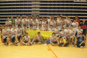 El Club Baloncesto Algeciras celebra la entrega del premio Deportistas Especiales a dos de sus jugadores