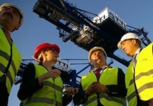 Landaluce apuesta por relanzar la imagen del puerto de cara al exterior