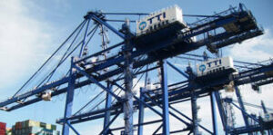 CMA CGM entra en el accionariado de TTIA Algeciras y anuncia inversiones en equipamiento