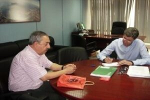 El Subdelegado apoya el trabajo de la Sociedad del Cante Grande de Algeciras