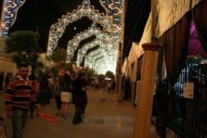 Las casetas El Jaleo, Los Lunares y El Coso, expulsadas de la federación Farolillo