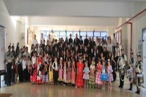 "Amigos de la música" y la cultura trabajan "Por una sonrisa"